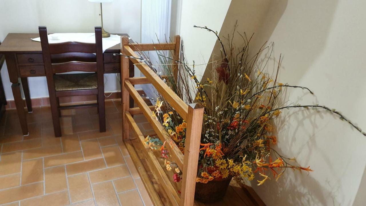 La Torretta Medicea Apartment ซานโตสเตฟาโน ดิ เซสซานีโอ ภายนอก รูปภาพ