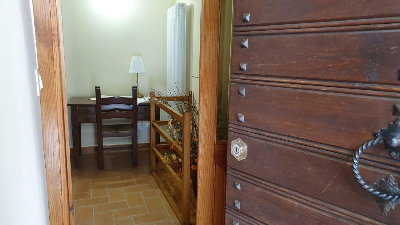 La Torretta Medicea Apartment ซานโตสเตฟาโน ดิ เซสซานีโอ ภายนอก รูปภาพ